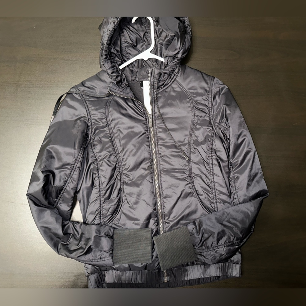 LULULEMON JOGGER JACKET